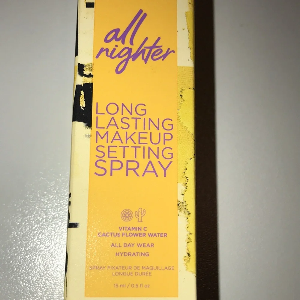 Urban Decay All Nighter Vitamin C And cactus flower water setting spray 0.5oz